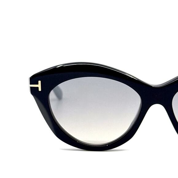 NEW!!! TOM FORD Toni Sunglasses TF1111 01C Authentic - Picture 4 of 14